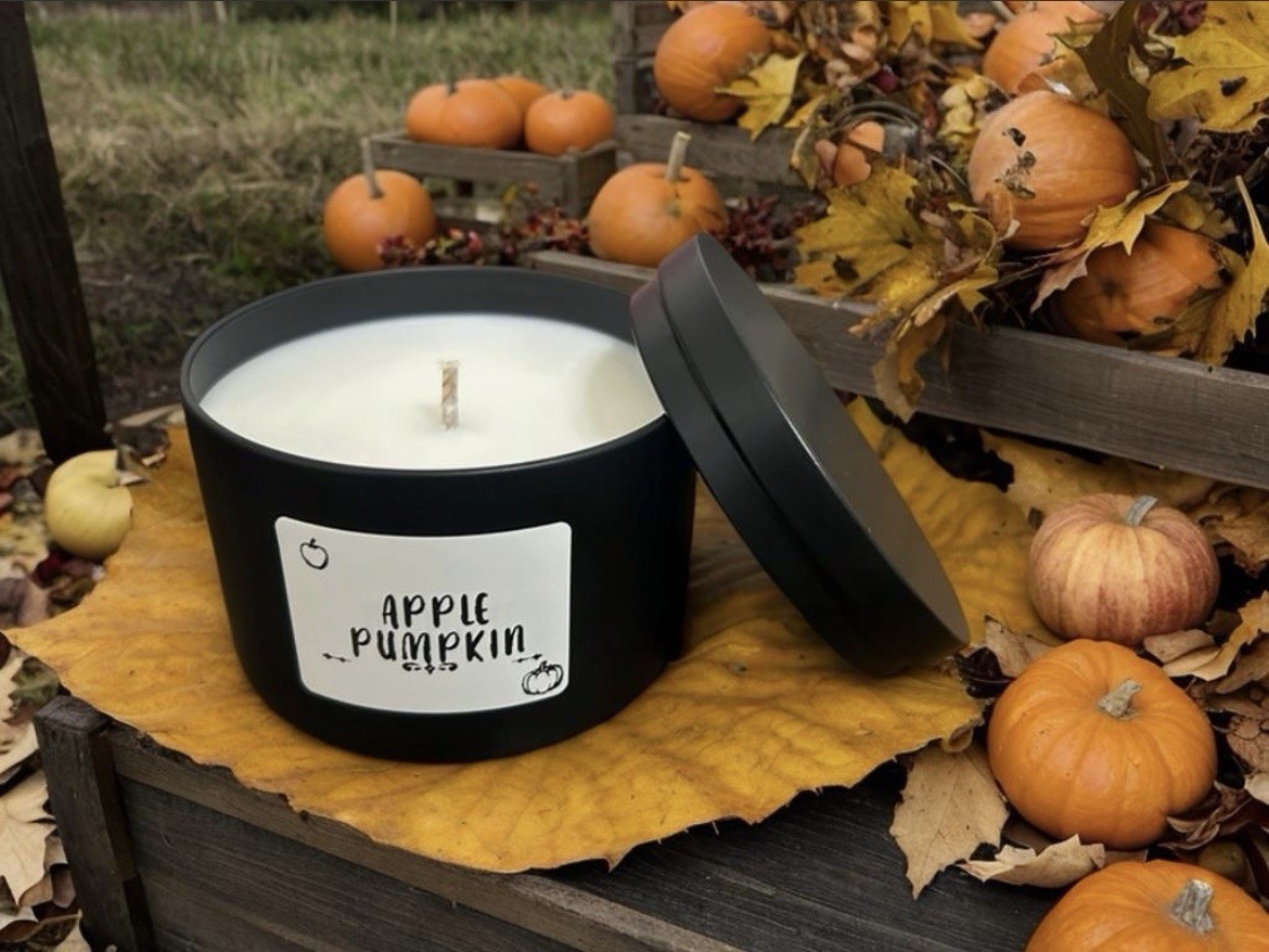 Apple Pumpkin Scented Candle