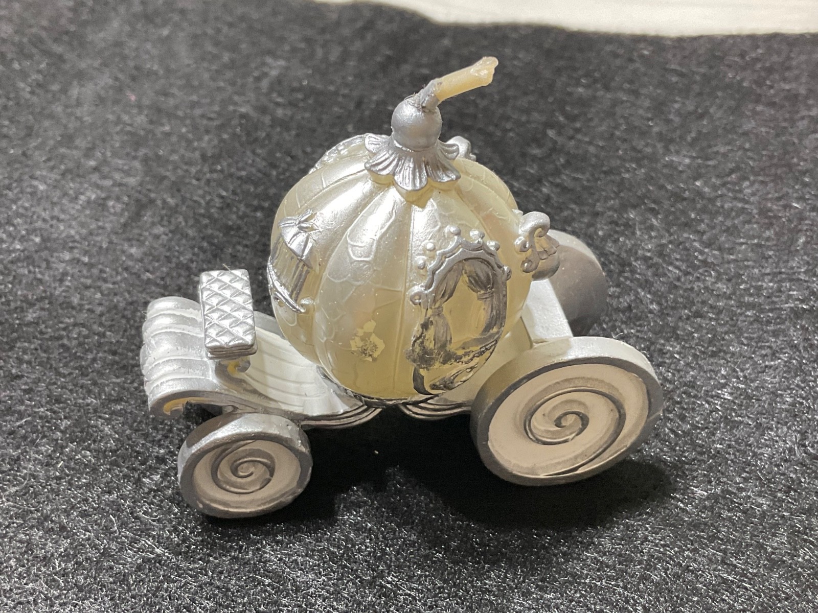 DISNEY PRINCESS CINDERELLA Stagecoach Silver decorative Candle NEW