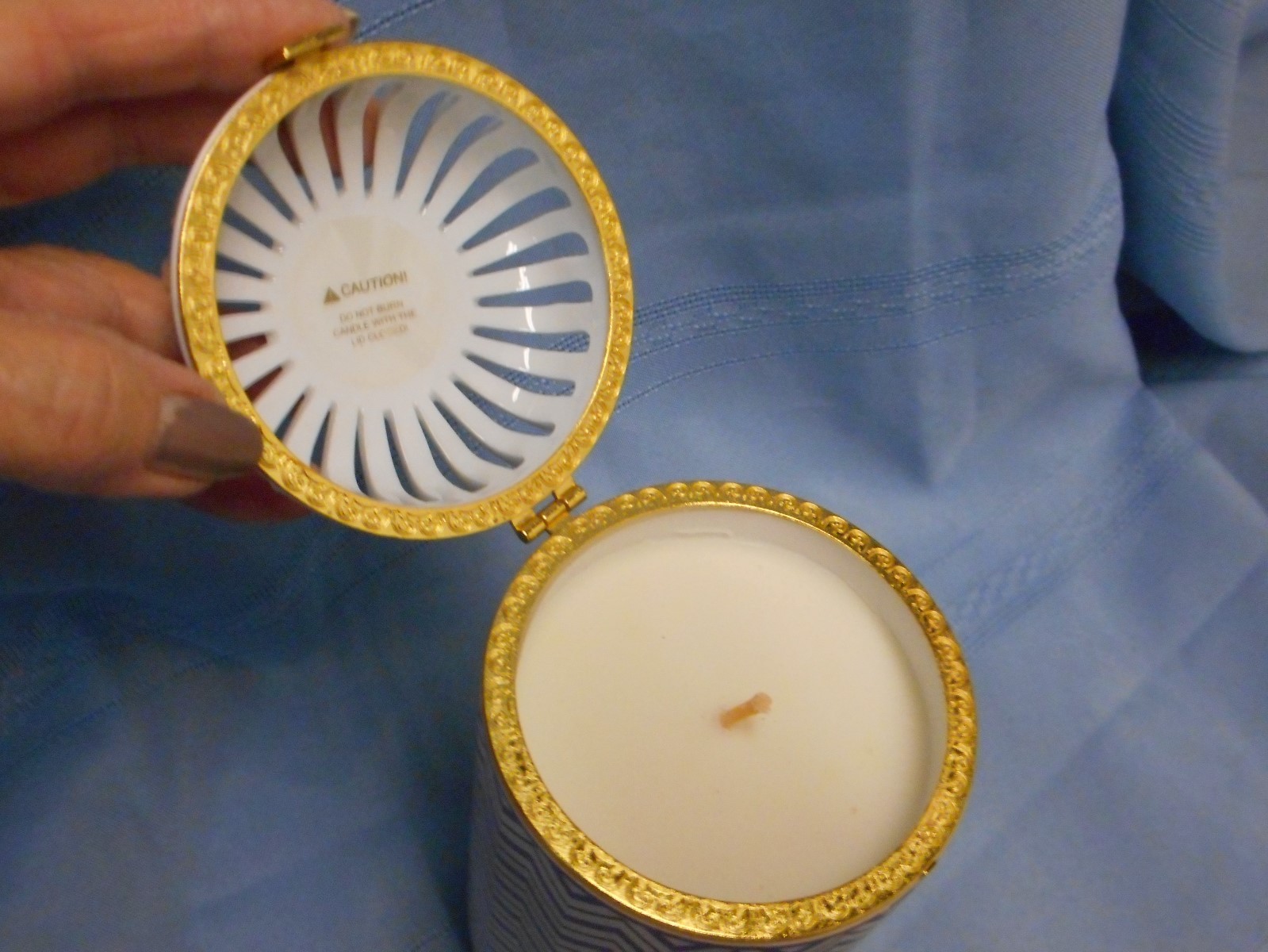 MAISON LUXURY HOME FRAGRANCE CANDLE JASMINE 14 OZ CERAMIC 6.5″ TALL