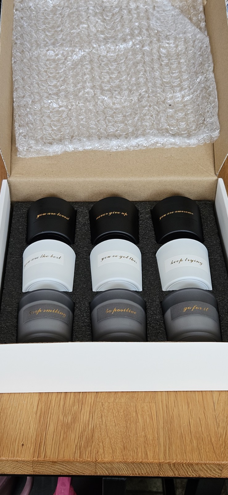 Mt. Lee Know Your Worth 9 Piece Scented Mini Candle Set