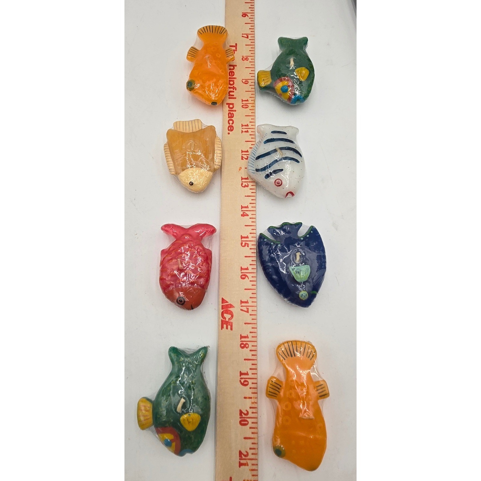 Set of 8 Tropical Fish Floating Candles Colorful Aquatic Party Sealife Bathroom