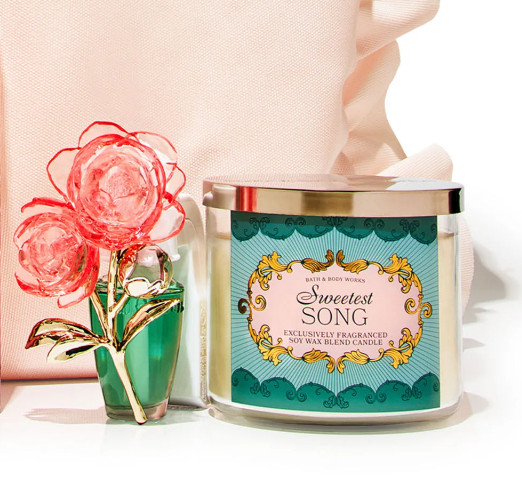 Bath & Body Works Sweetest Song 3-wick Candle + Pink Roses Plug + Refill Bulb 🌹