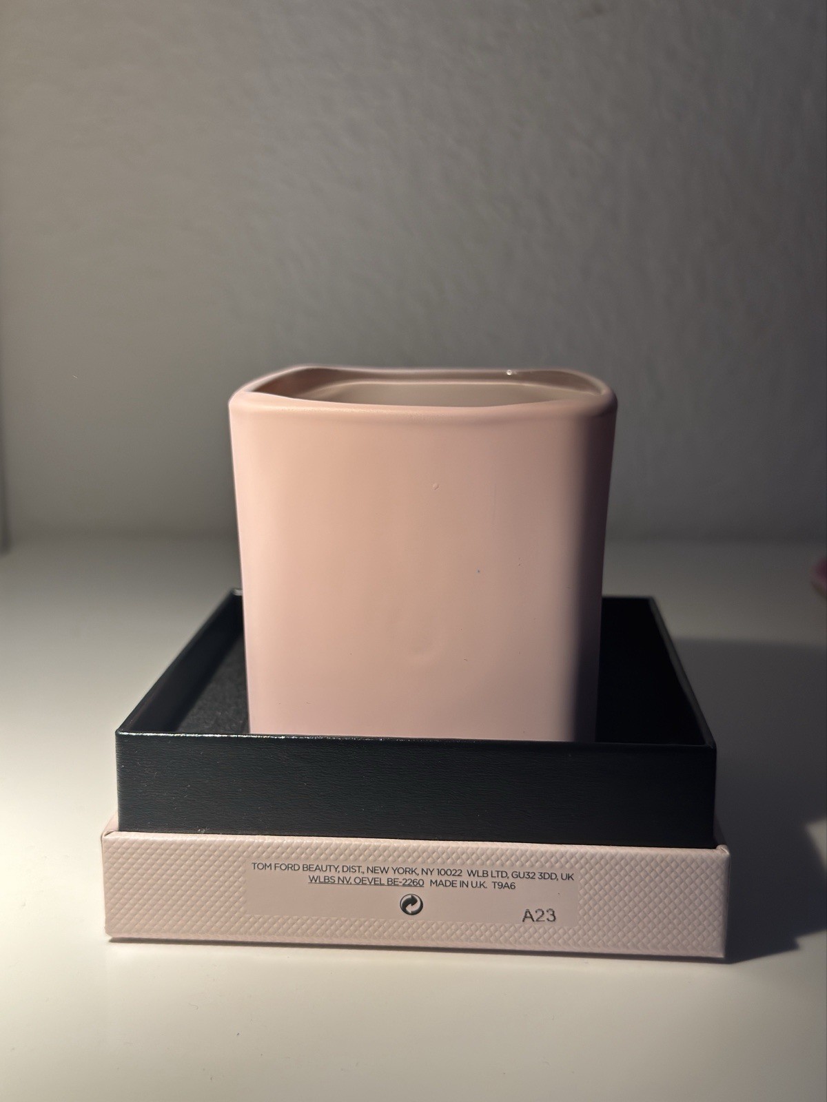 TOM FORD Rose Prick Scented Candle Pink Glass Jar Small 2.25in w/ Box