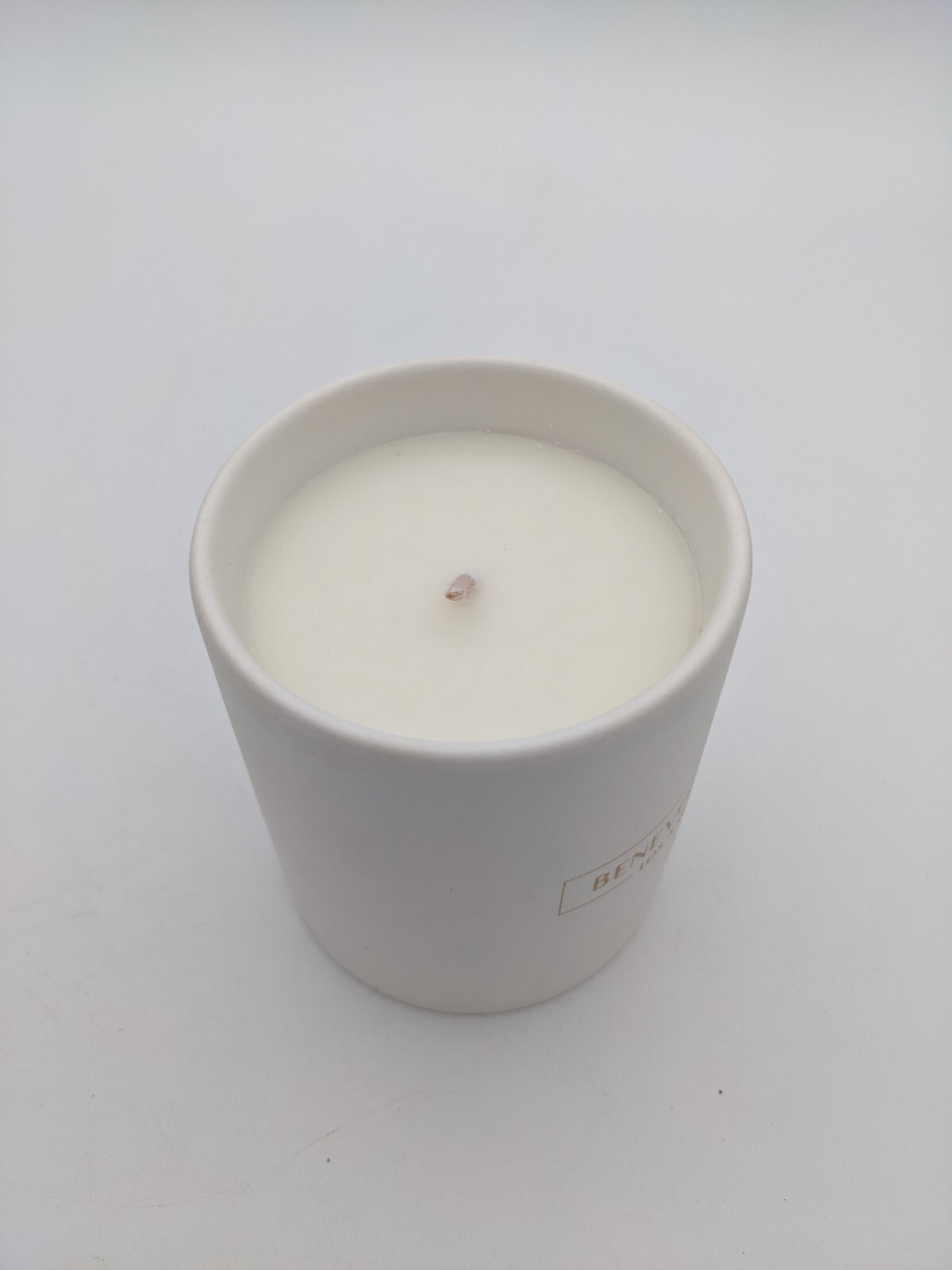 NEW Benevolence Candle Los Angeles Secret Garden Scent 220g/6.7oz Soy Clean Burn