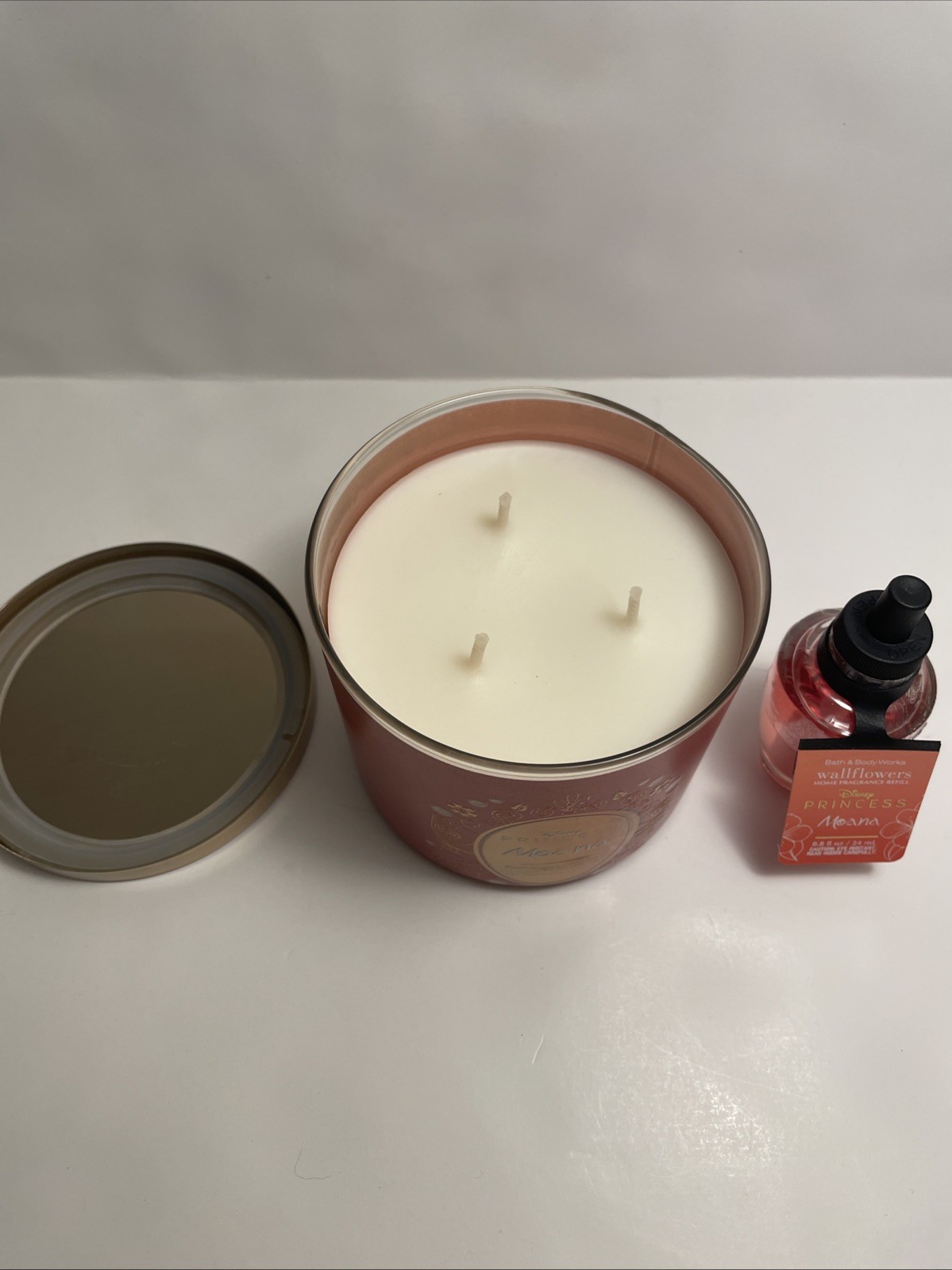 Bath & Body Works x Disney Princess – Moana Wallflower Bulb + 3-Wick Candle
