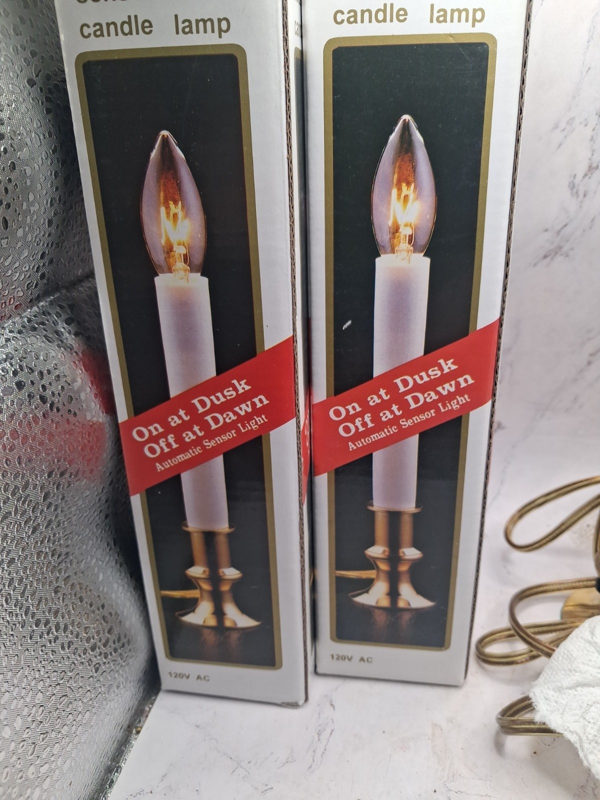 Lot of 4 Electric Window Candles with Sensor on/off light brass 7 Inches Tall