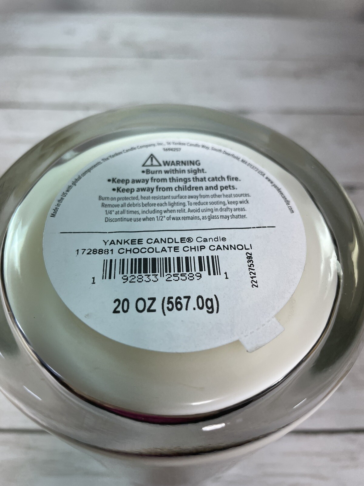 Yankee Candle – Large 20 oz Double Wick Jar Candle – Chocolate Chip Cannoli