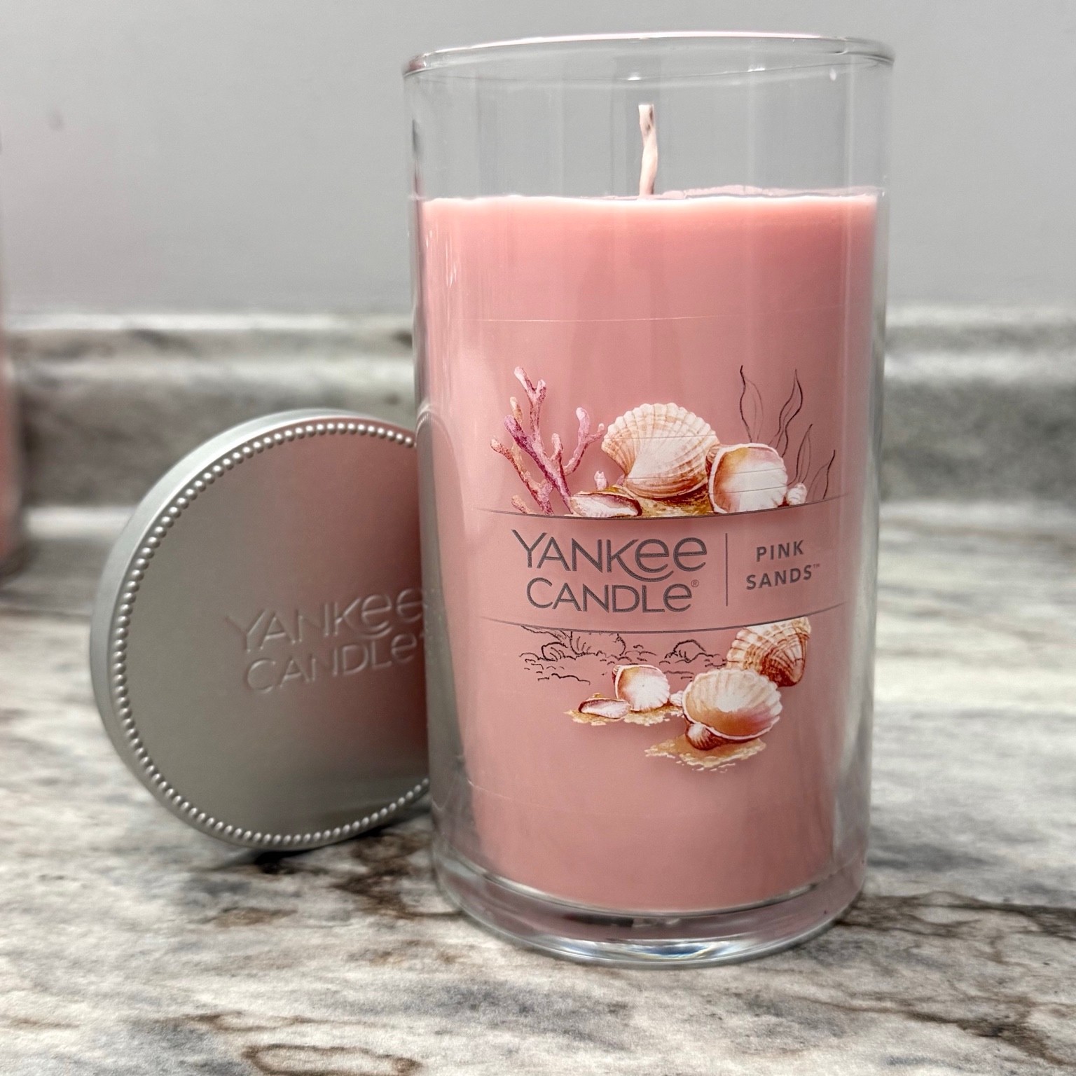 Yankee Candle Pink Sands 14.25oz Medium Jar Candle NEW Beach Scent Fast Shipping
