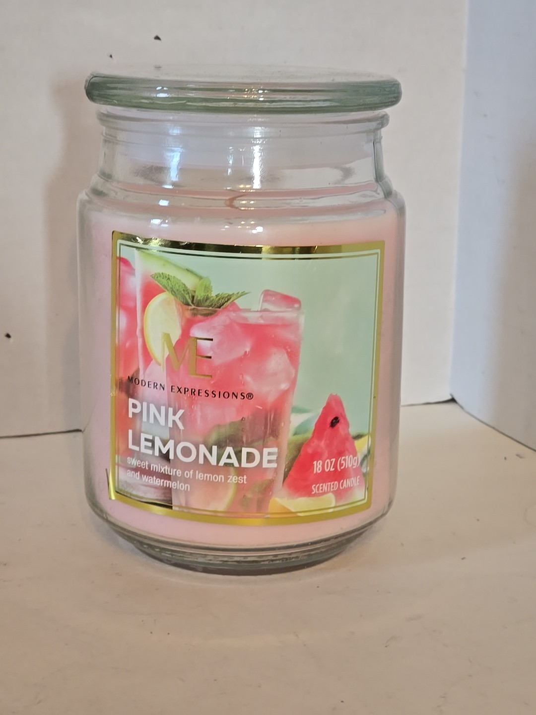 Modern Expression 18 Oz Jar Candle Pink Lemonade Scented New