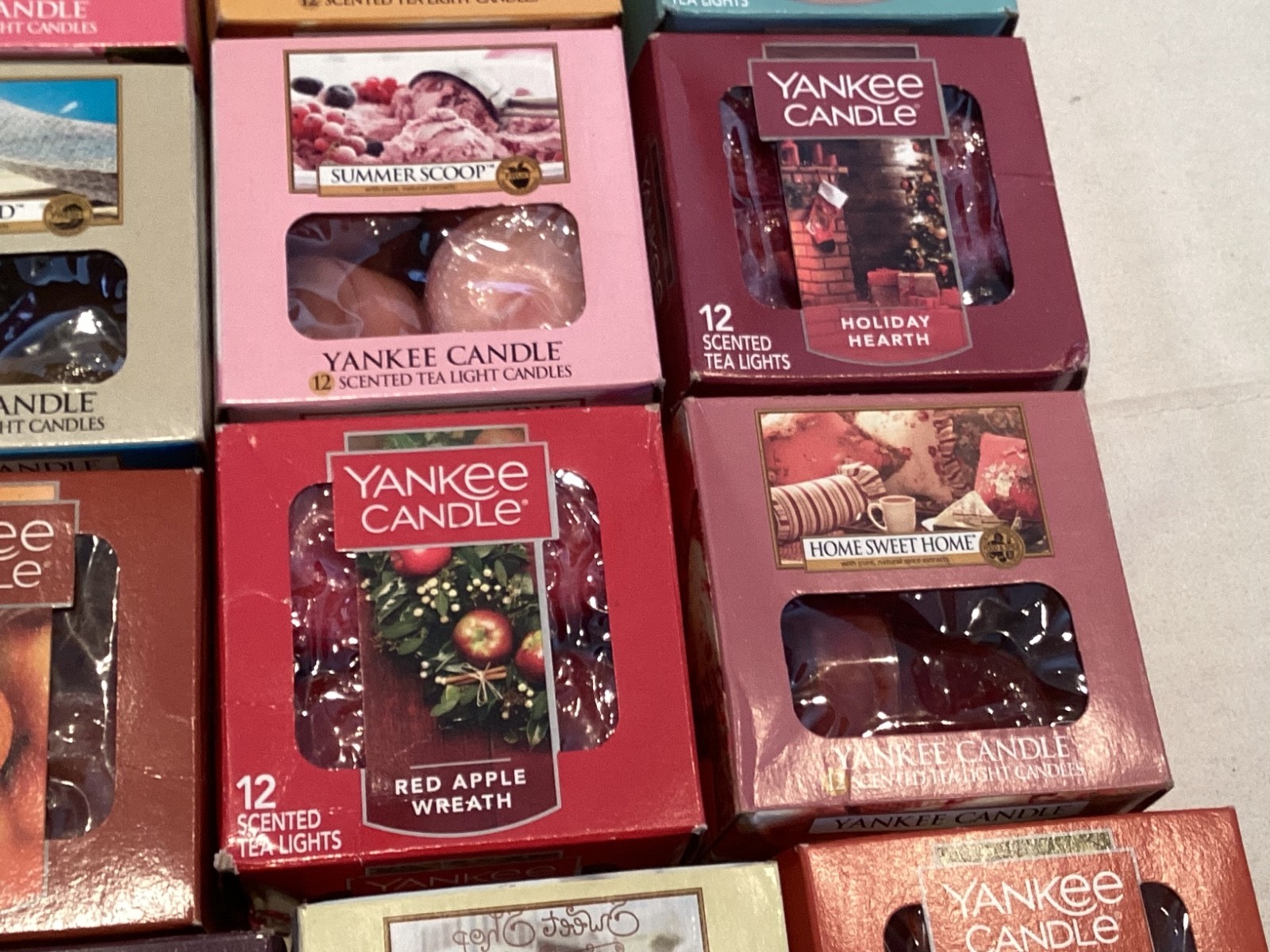 40 Yankee Candle Tea Light Candles Boxes RARE FREE SHIPPING (Liv1)
