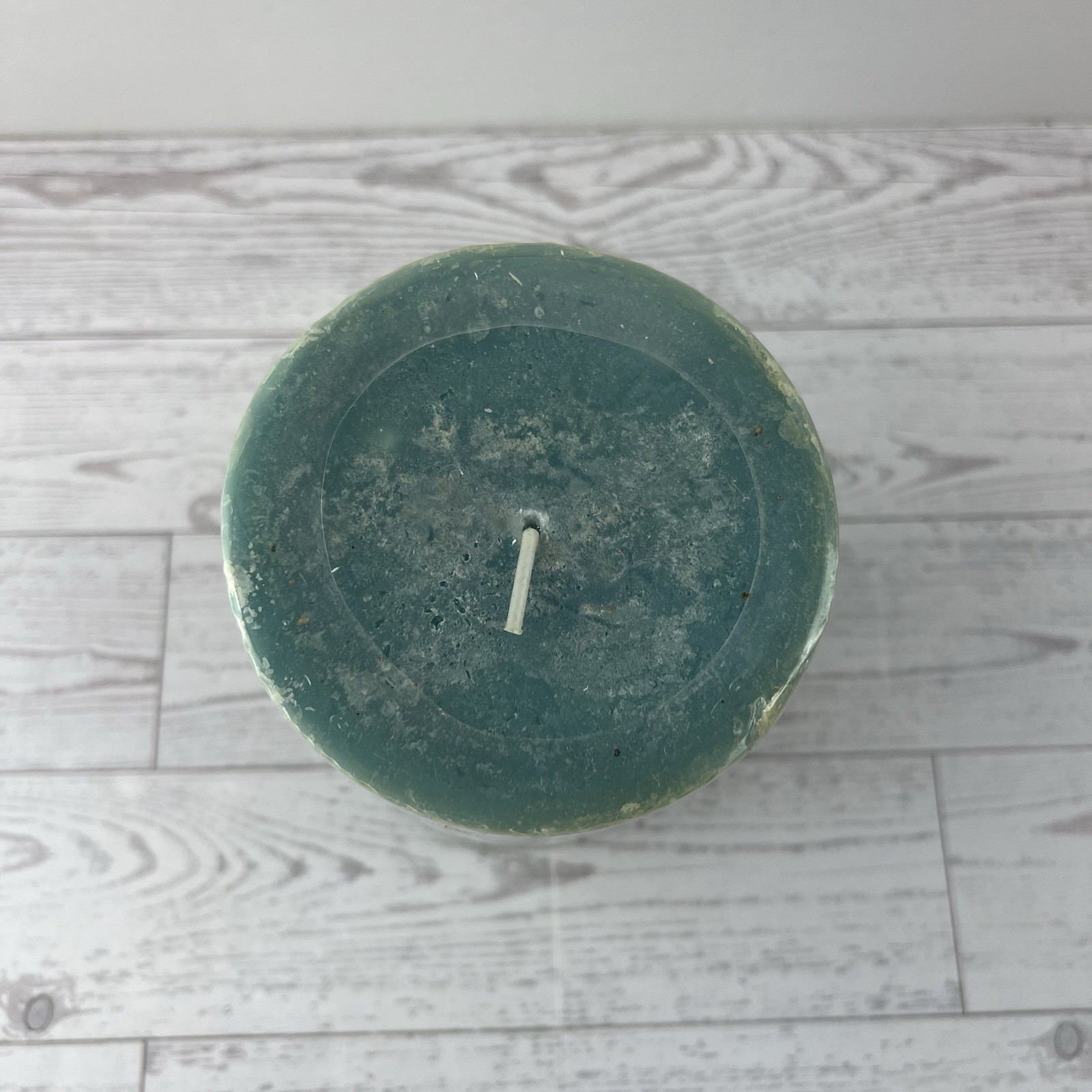 Pier 1 imports Sea Air Collection Candle Wax 4×6 Scented Pillar Wick Aqua white
