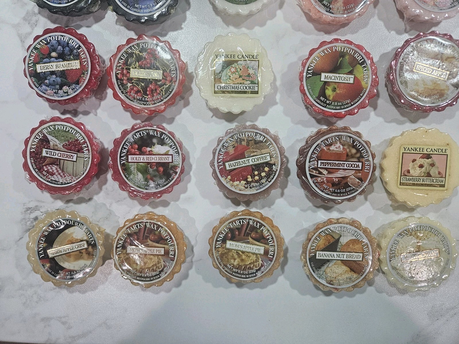 NEW LOT OF 35 YANKEE CANDLE WAX MELTS MIXED LOT