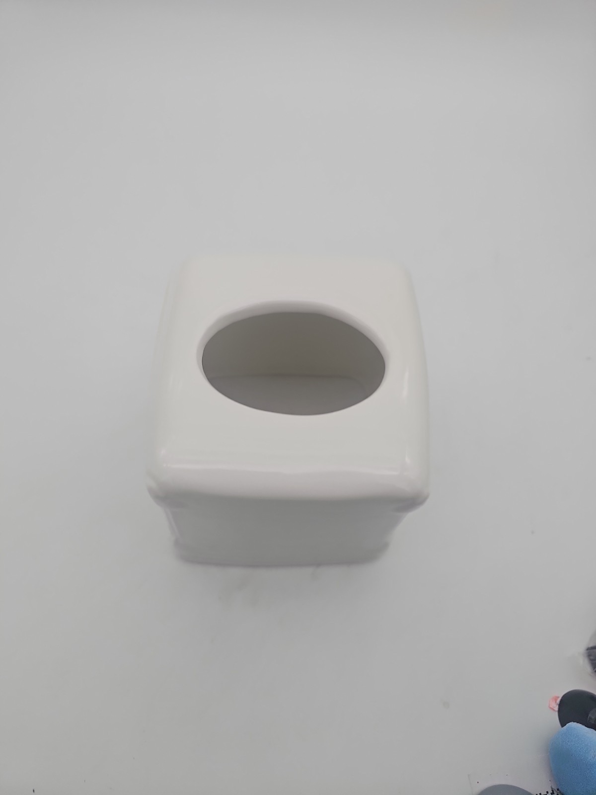 The Rosie Tissue Vessel Ceramic Tissue Holder