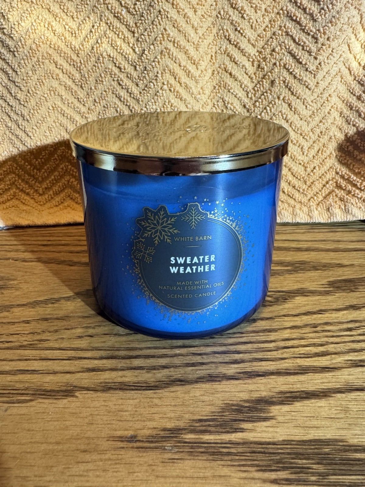 NEW Bath & Body Works SWEATER WEATHER Scented 3 Wick WHITE BARN Candle 25-45 Hrs