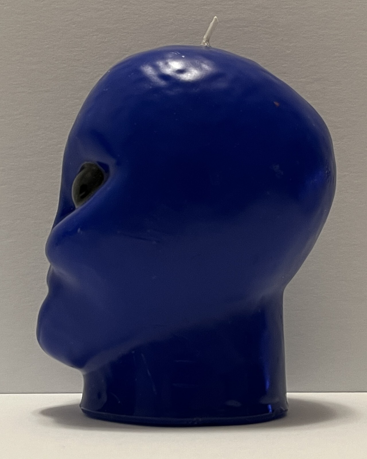 Waxman ALIEN HEAD CANDLE – Cobalt Blue & Black Eyes – 4 1/4” High x 3″ Wide