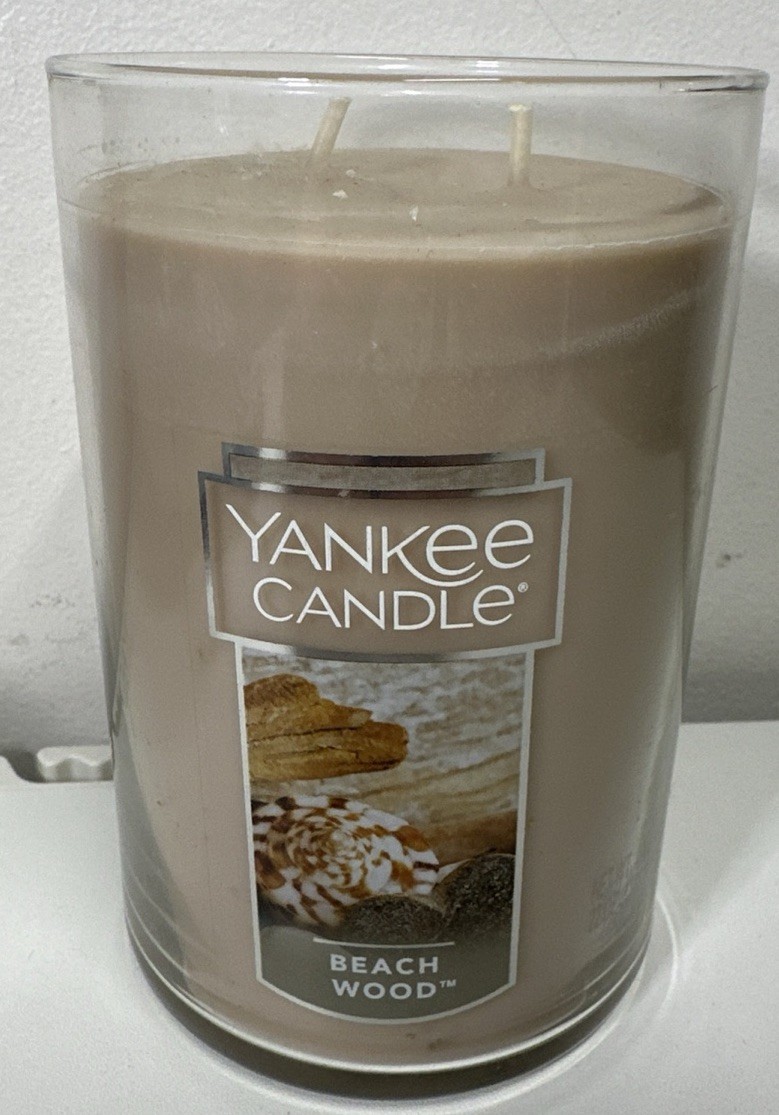 NEW UNUSED Yankee Candle Beach Wood 22oz Large Tumbler Double Wick -No lid-READ