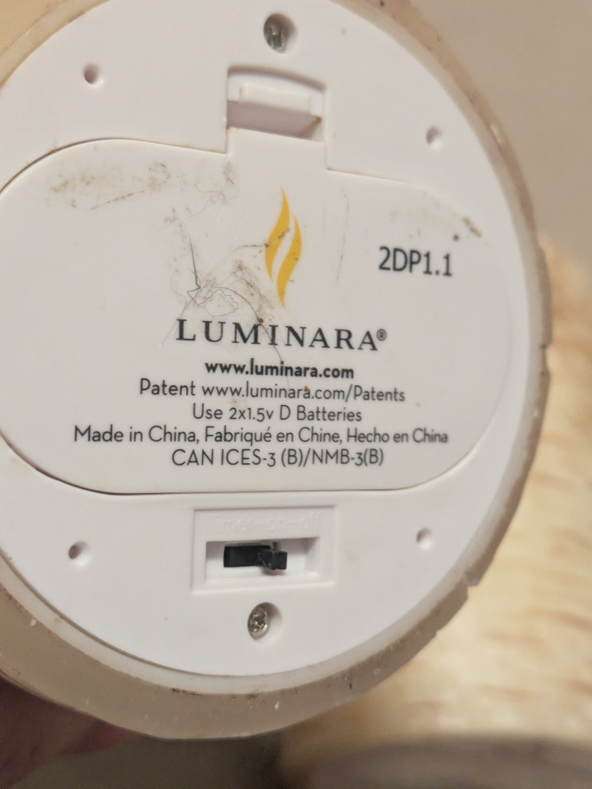 Luminara Flameless Moving Flame Pillar Candles Birch Bark Tree NO BATTERIES