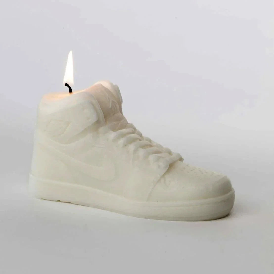 SUPER COOL Nike Air Jordan Sneaker Shoe fragrance Candle white Sneaker head Gift