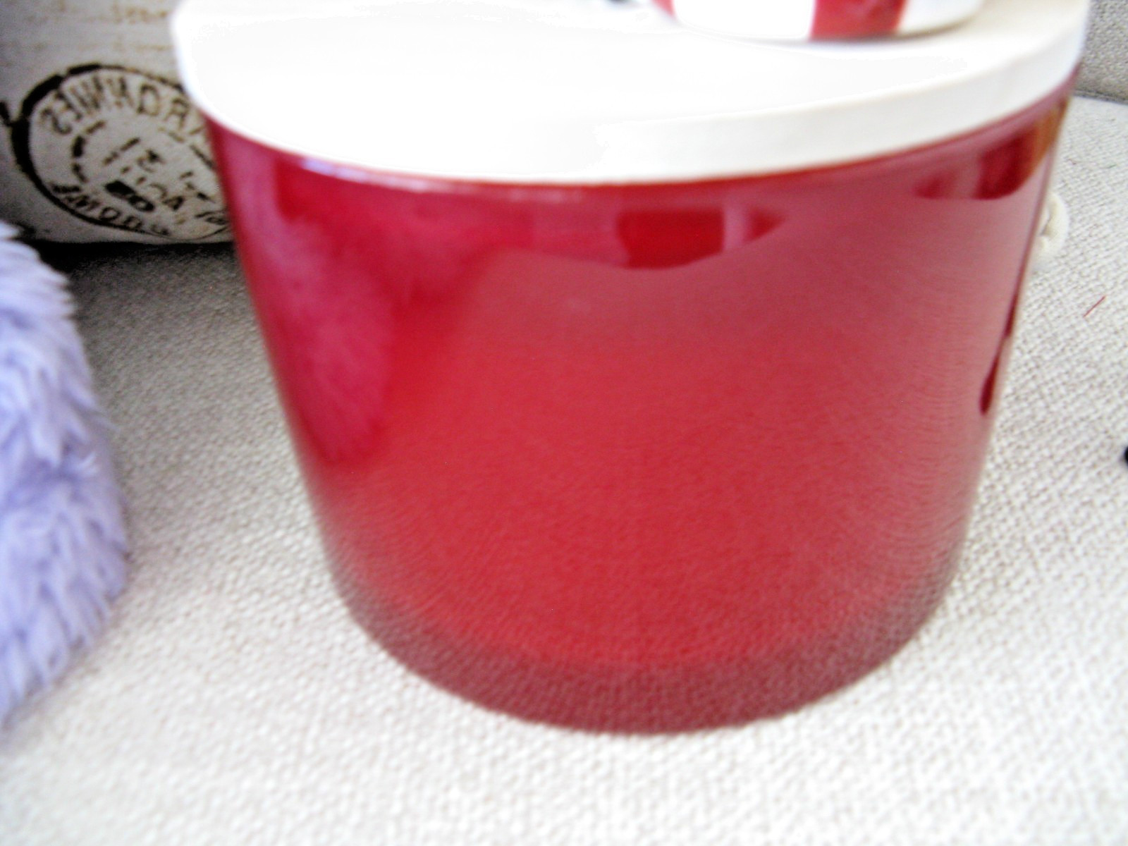 New Sand & Fog Christmas Santa’s Cookies 2-Wick 12oz Red Glass Jar Wax Candle