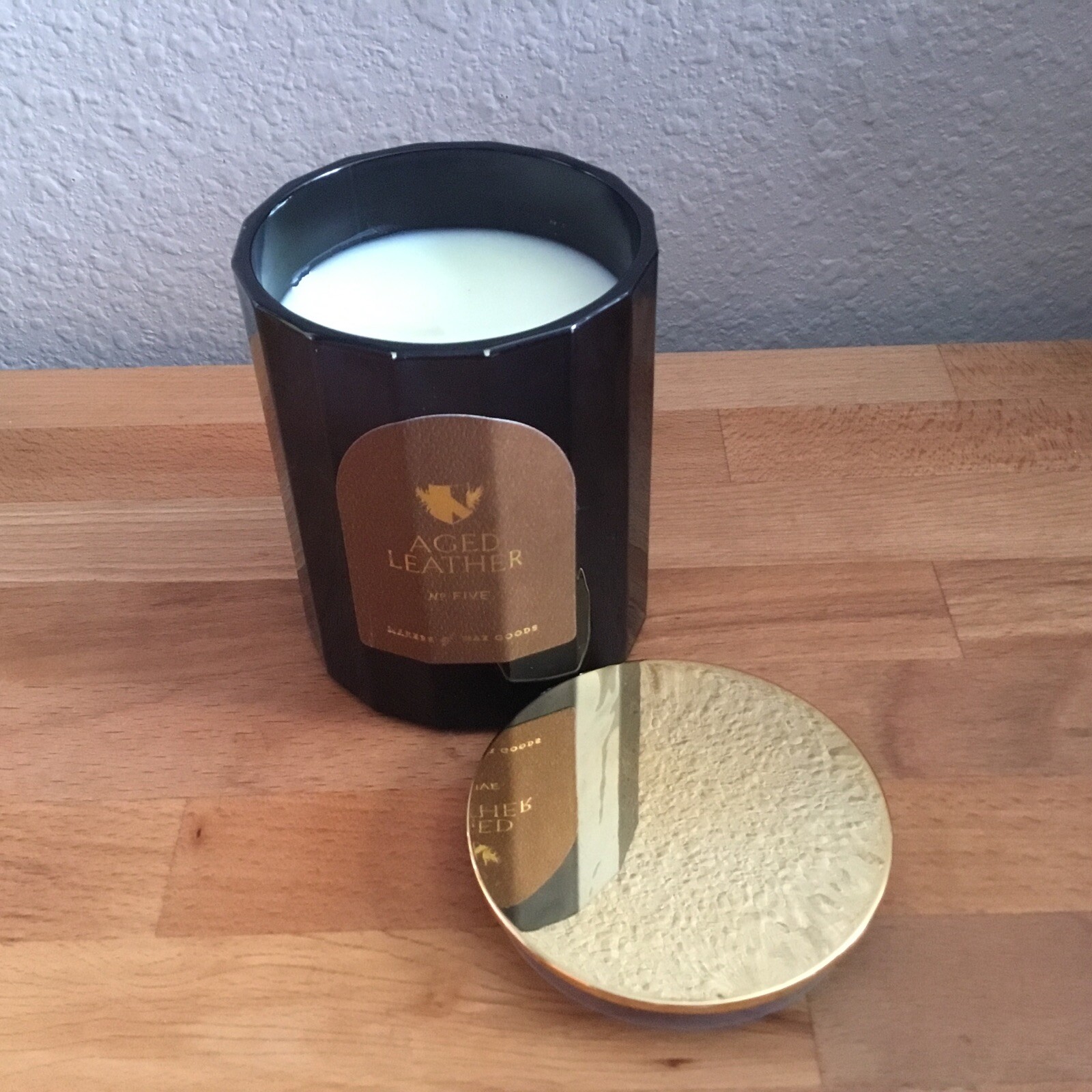 Makers of Wax Goods AGED LEATHER NO 5 Candle -Single Wick-10.9oz New