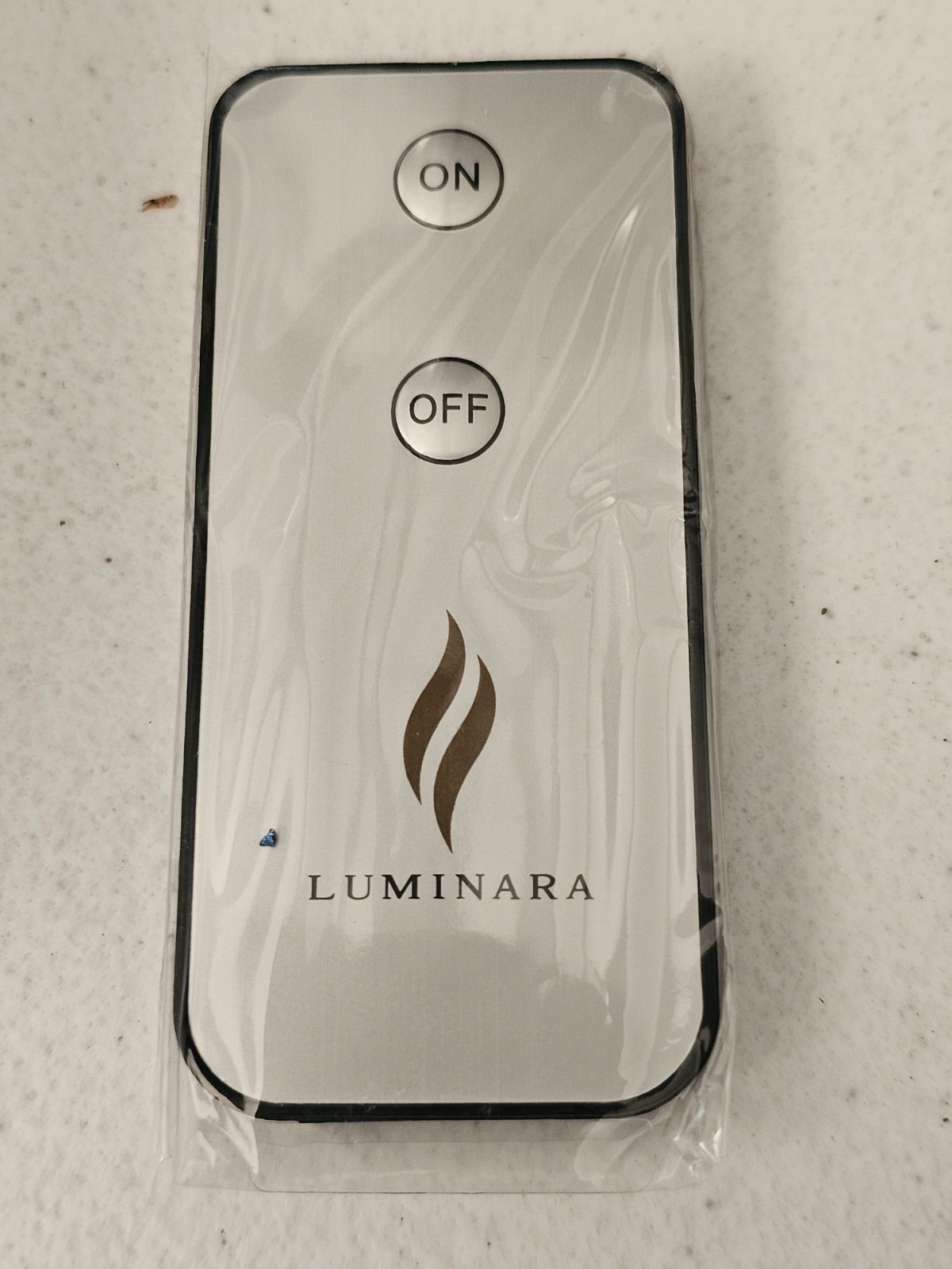 Blue Glitter Luminara 3.5″ X 7″ Flameless Pilar Candle w/Remote