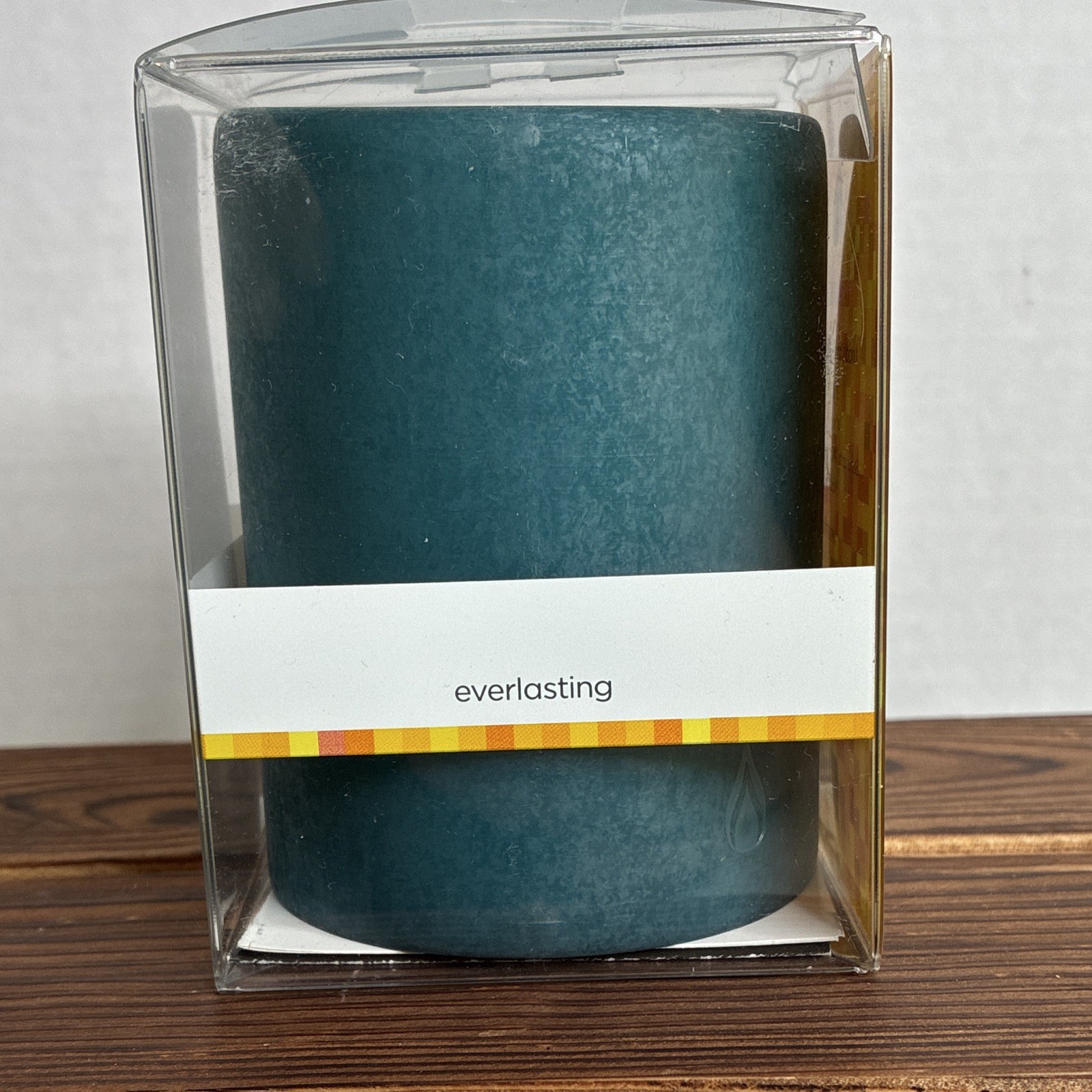 Lucid Refillable Teal Round Pillar Candle 3in x 4in Wax LC10033