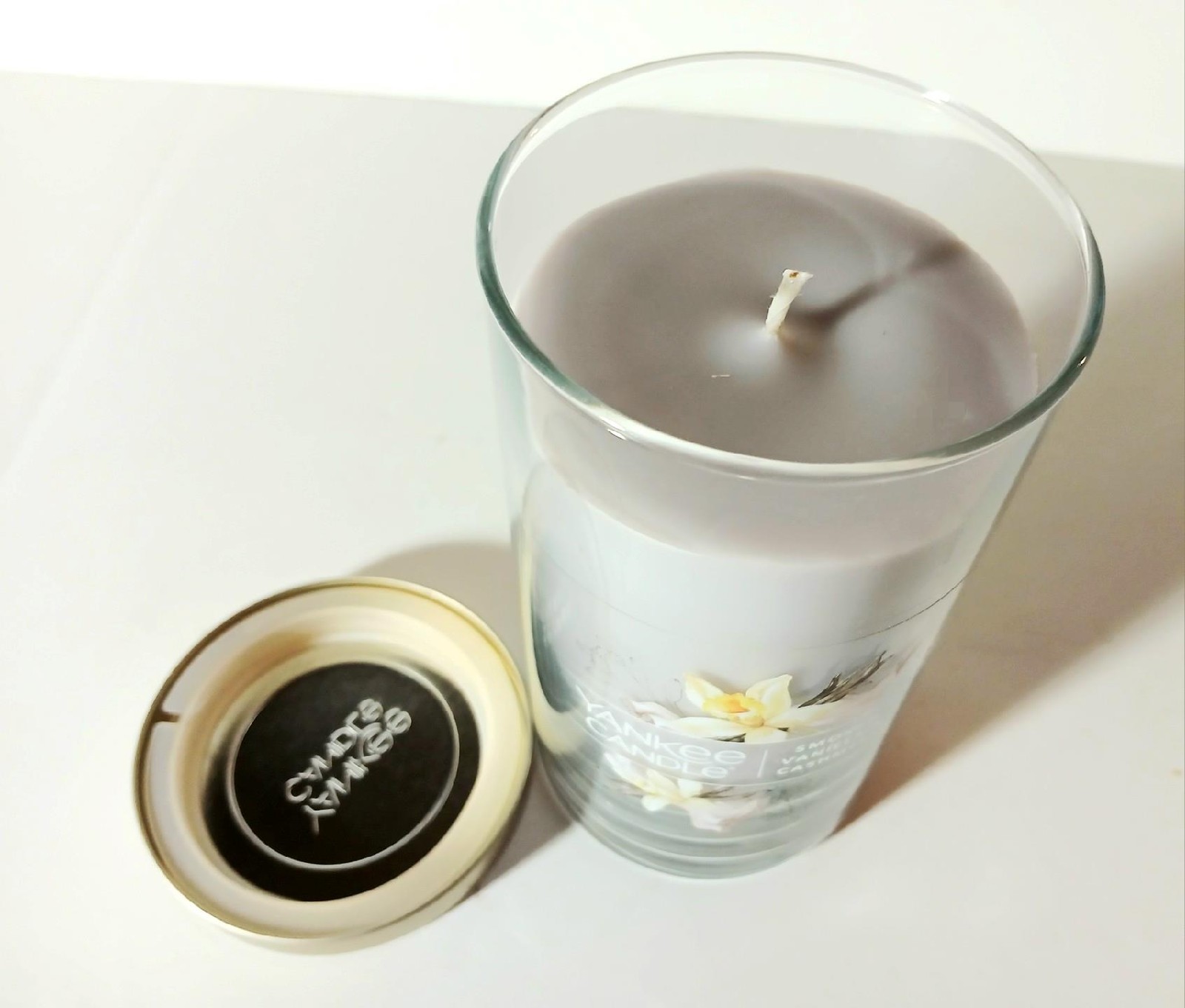 Yankee Candle Smoked Vanilla & Cashmere Glass Tumbler 14.25 Oz One wick