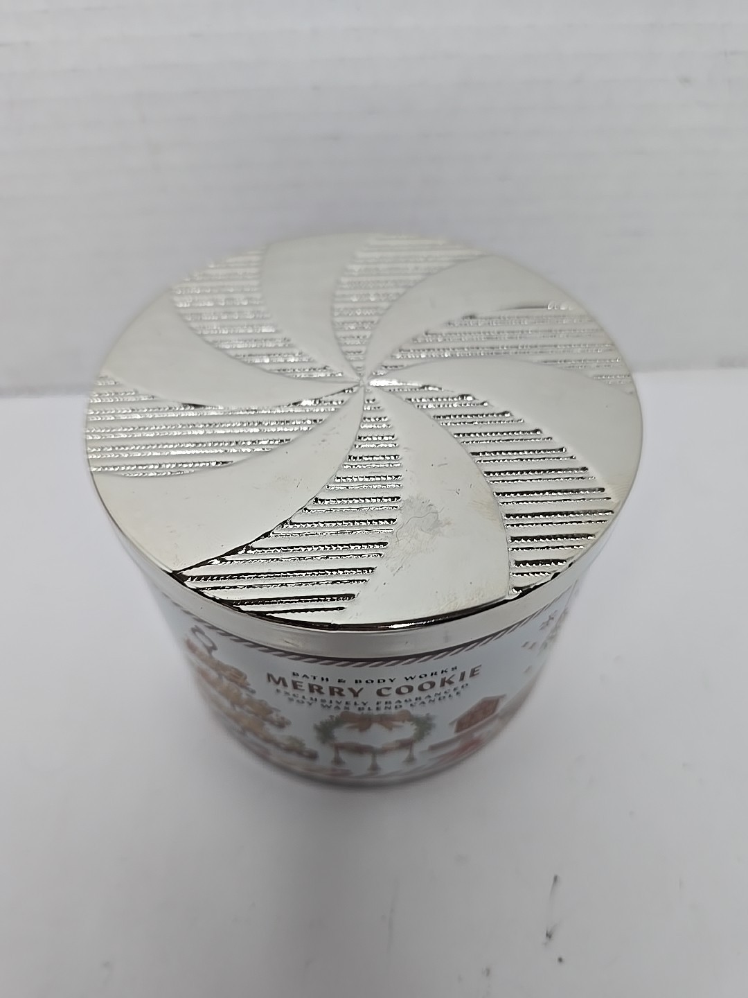 Bath & Body Works Merry Cookie Scented 3 WICK CANDLE Burns 25-45 Hrs 14.5oz