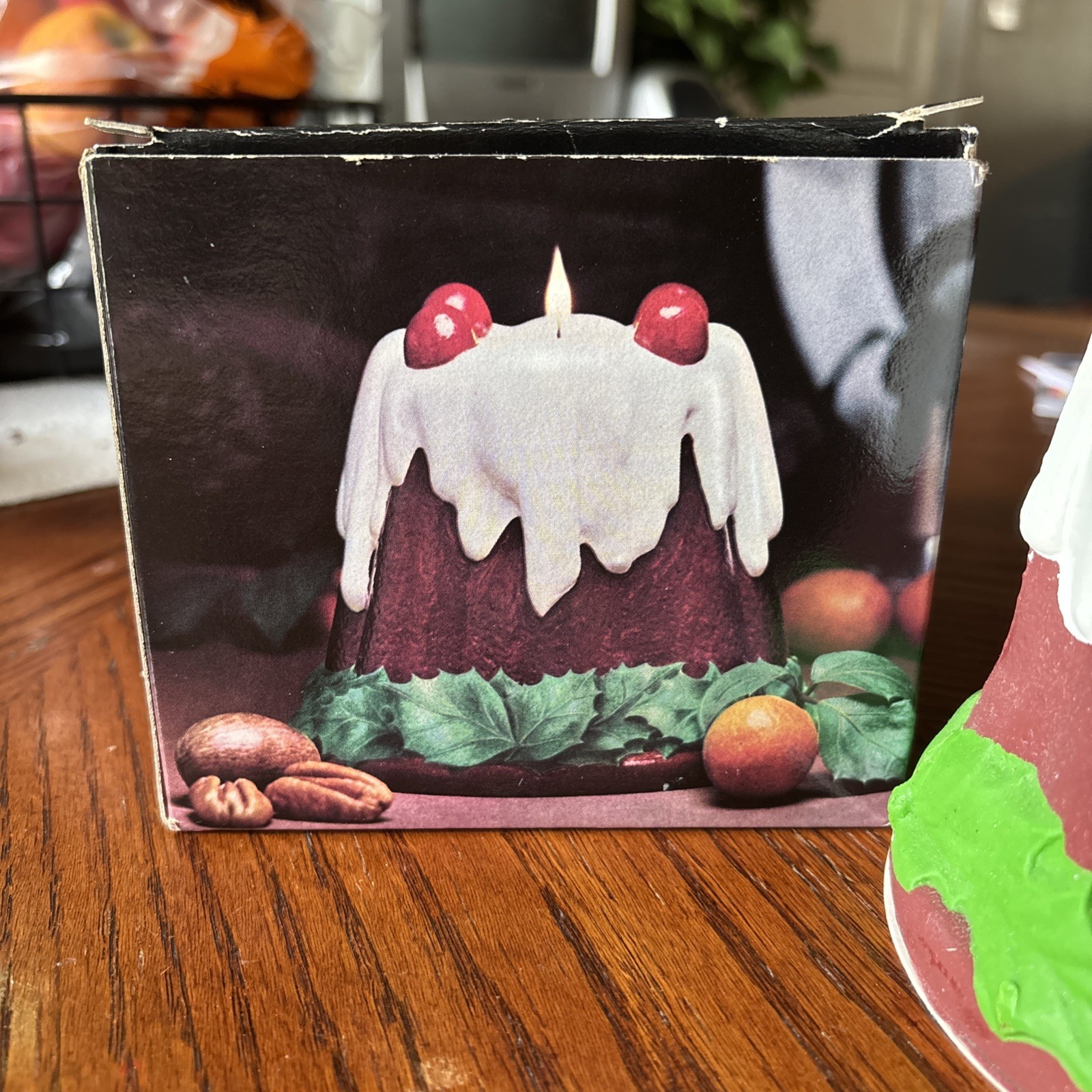 1978 Avon PLUM PUDDING FRANKINCENSE & MYRRH FRAGRANCE CANDLE 1 1/2” ~ New in Box