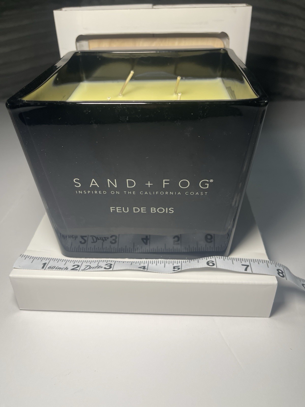 Sand + Fog Feu De Bois 57 Oz Soy Wax Blend 4 Wick Candle Wood Lid New