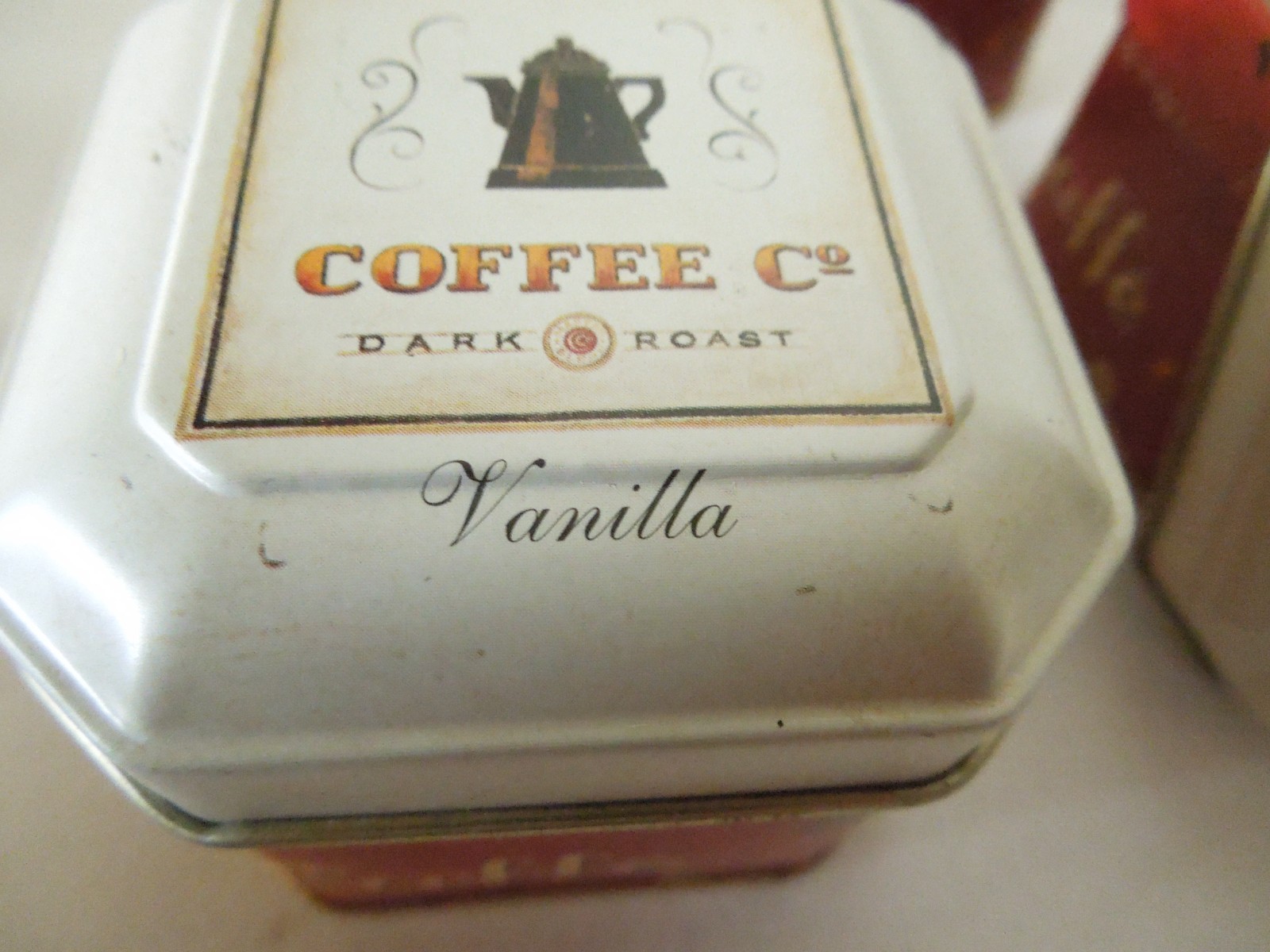 Set of 3 Scented Candles in Tin Boxes 2 1/2″ Square Coffee Design NEW!