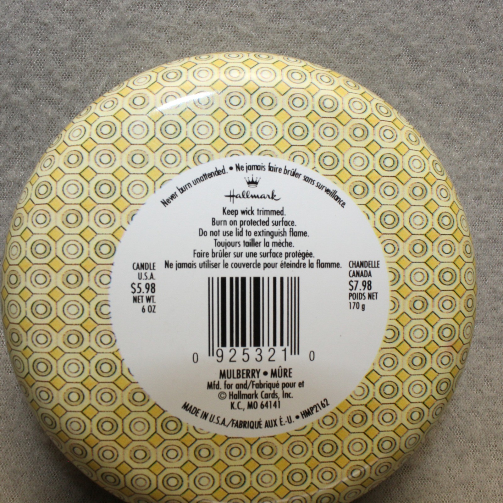 Hallmark Scented Candle Tin Red Mulberry Botanical Berry Round Decorative 6oz