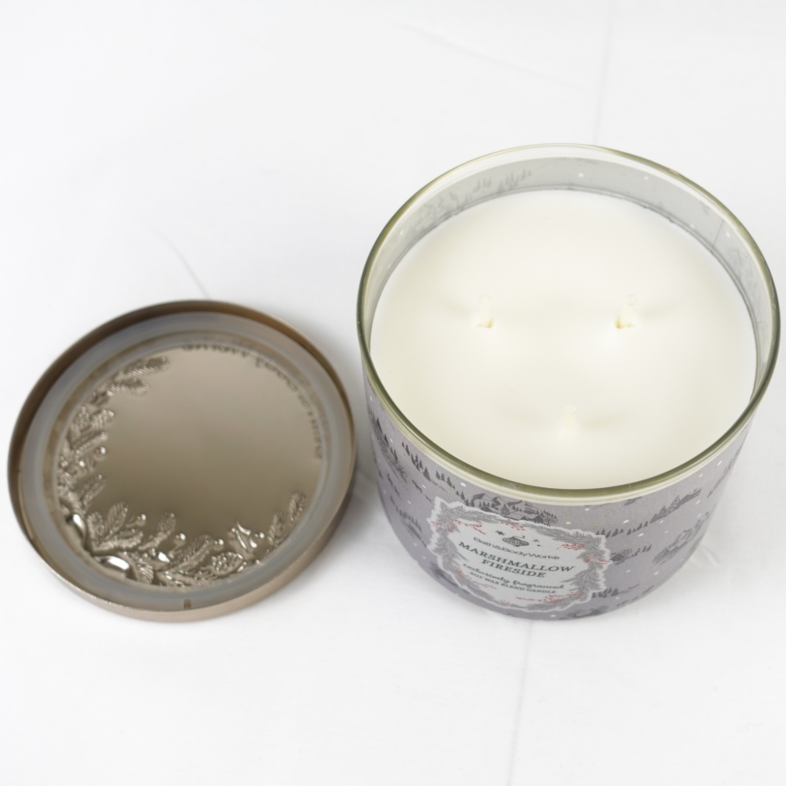 Bath & Body Works Marshmallow Fireside Scented 3 Wick Large Candle 14.5 oz