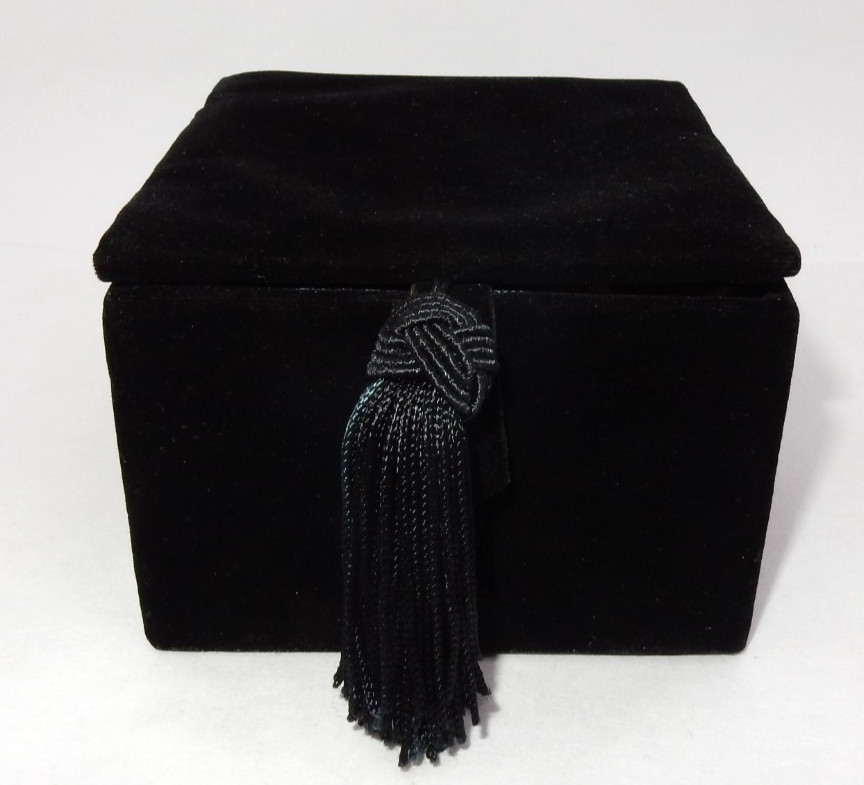 ZODAX AROMATIC TEA CANDLE SET – 4 HAND-POURED CANDLES IN LUXURY BLACK VELVET BOX