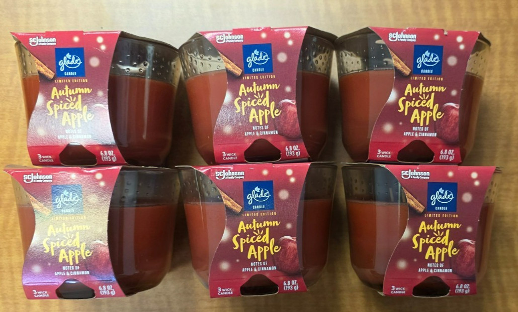 1 Glade Autumn Spiced Apple 3 Wick Candles Notes of Apple Cinnamon