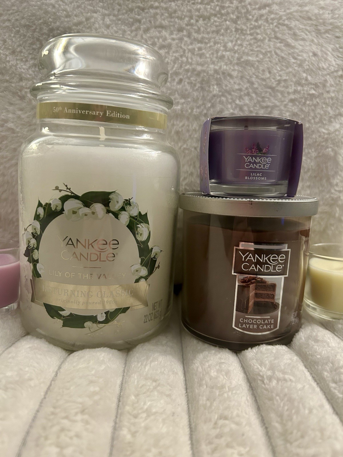 NEW Lot of 11 NEW Yankee Candle Single Wick Jar Candles Assorted Sizes Scent