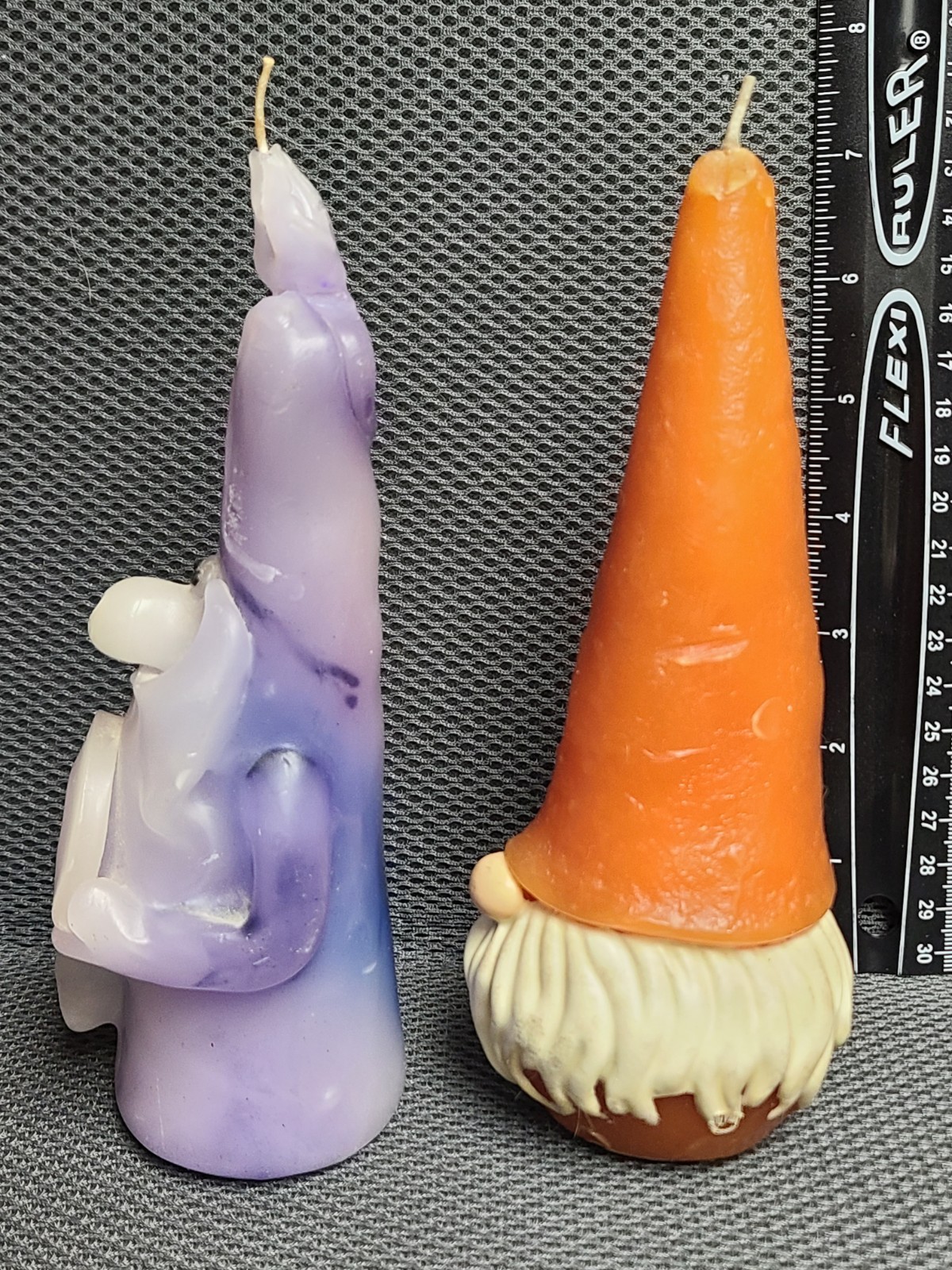 VINTAGE New UNLIT Pair of Candles CHRISTMAS ELF GNOME & WIZARD w/ RAINBOW 7.5″