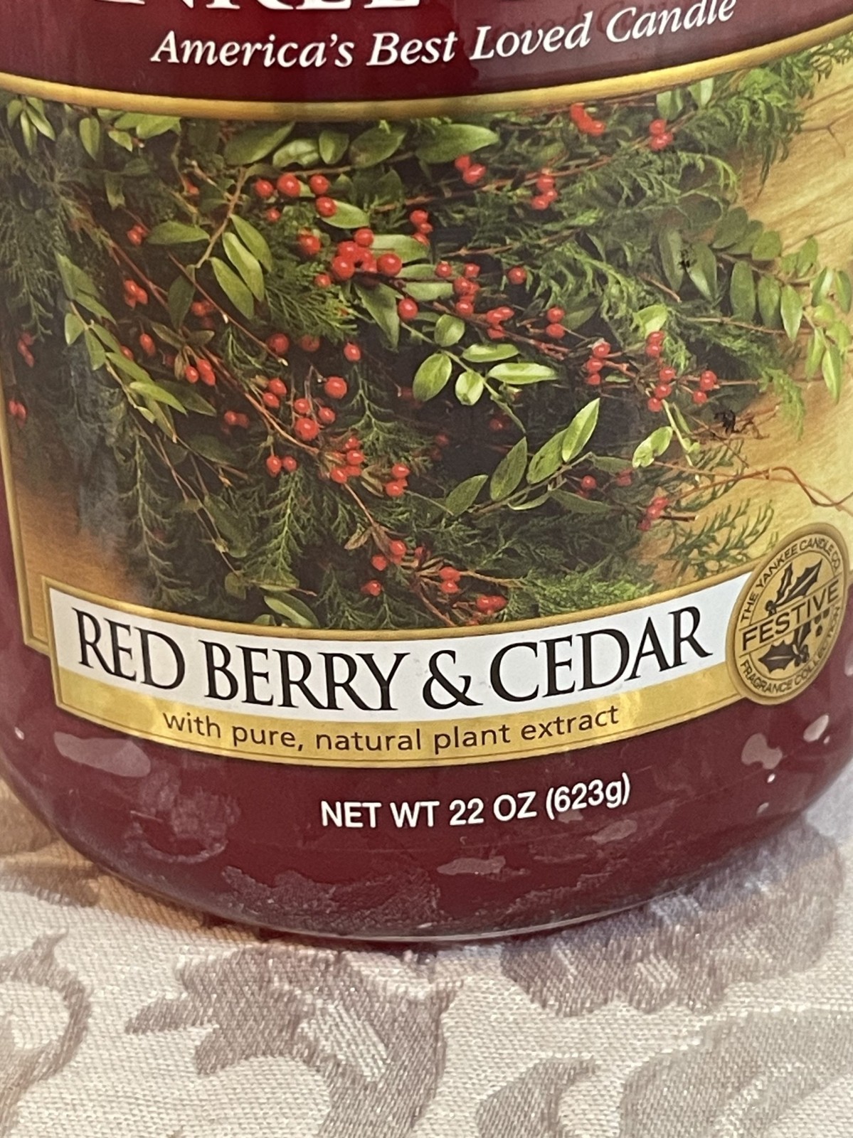 Yankee Candle Red Berry & Cedar Large Jar Candle 22 Oz Festive Scent