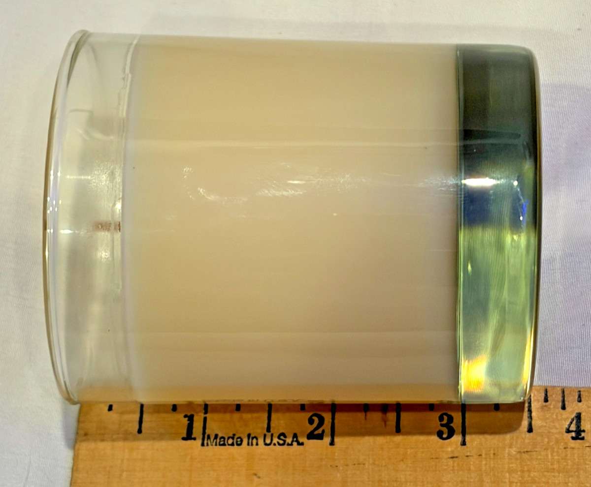 NEW IN BOX STELLA MARE LILAC SCENTED SOY CANDLE 5.5 oz – Box Wear
