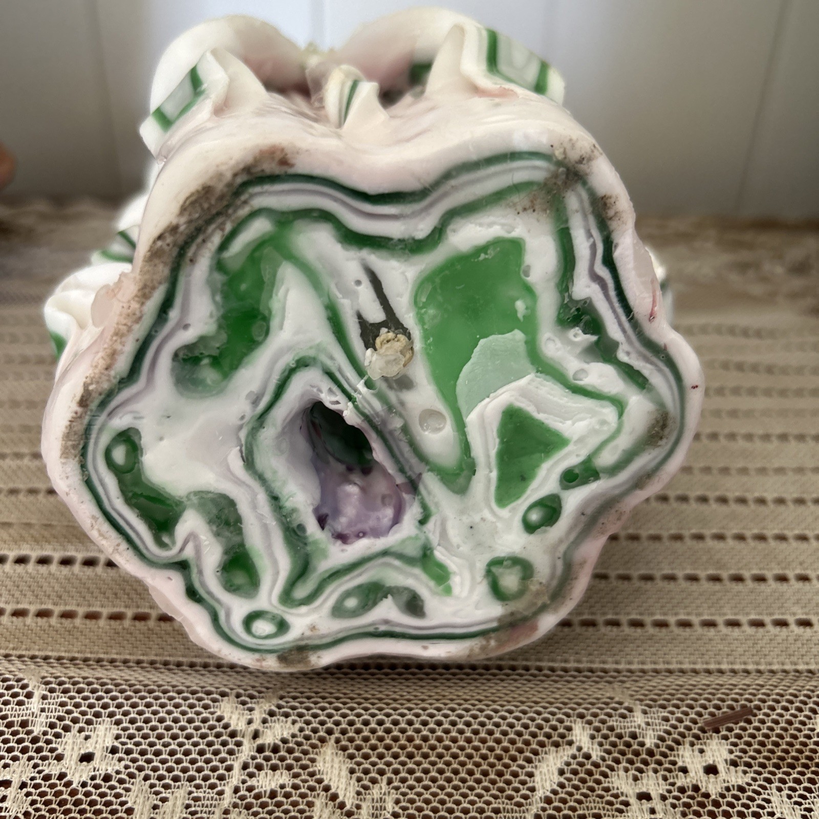 Vintage Hand Carved Pillar 10″ Candle Ribbon Bows White Pink Light Green