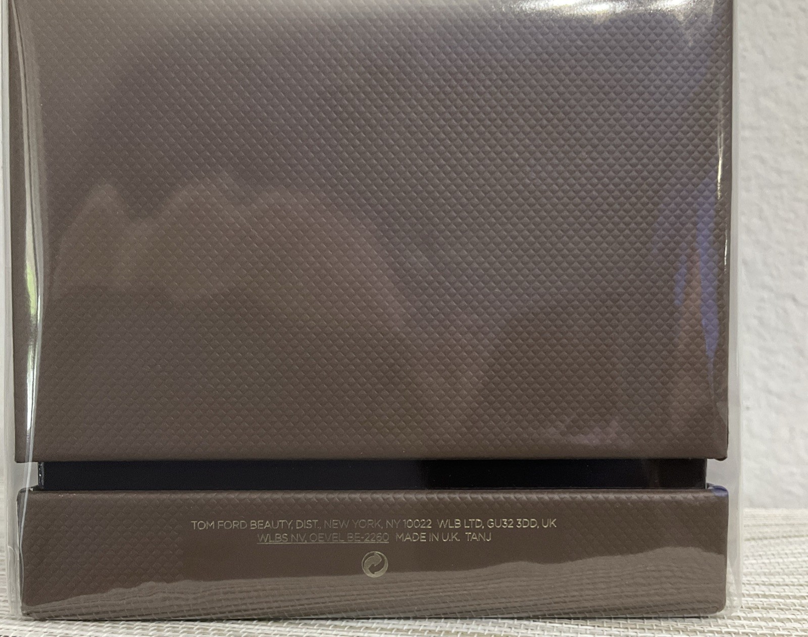 Tom Ford Ebene Fume Home Candle 6.3 oz New in Box & Sealed $140 Retail!