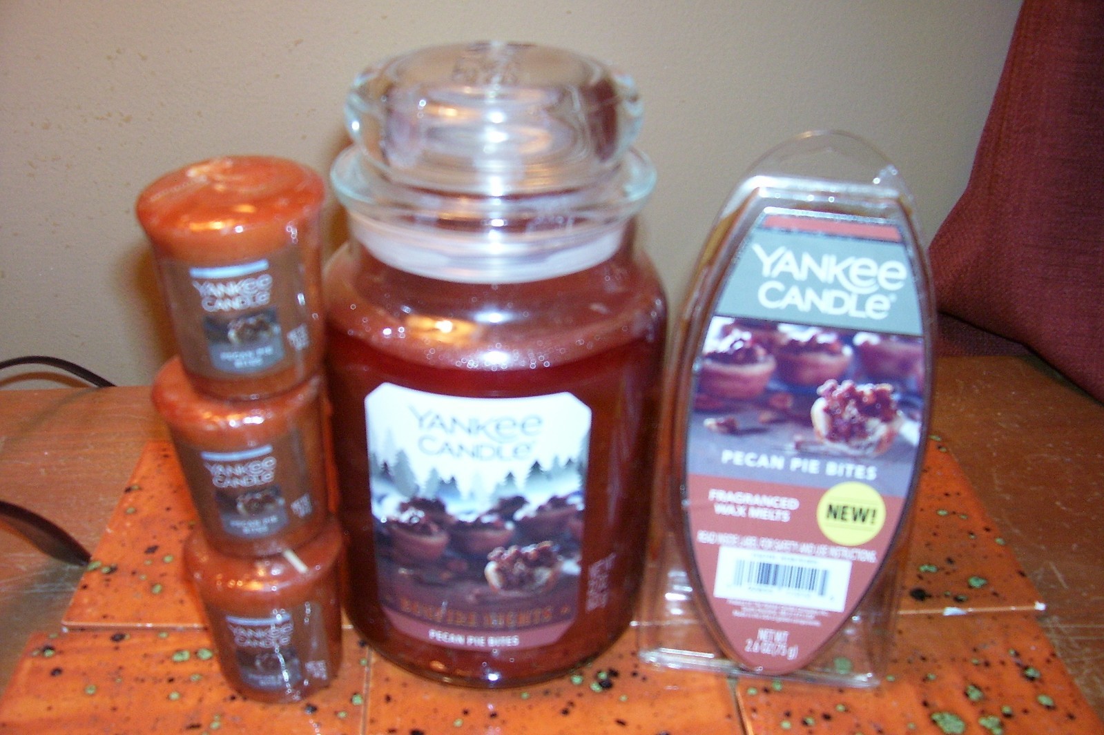 yankee candle 22oz JAR PECAN PIE BITES + PKG WAX MELTS + 3 VOTIVES