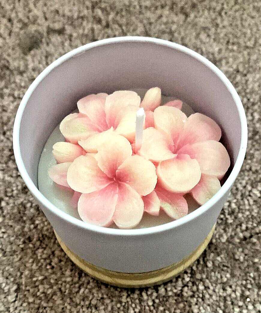 Handmade Flower Candles Made From Soywax In 4oz & 2oz Tins – Lightly Scented