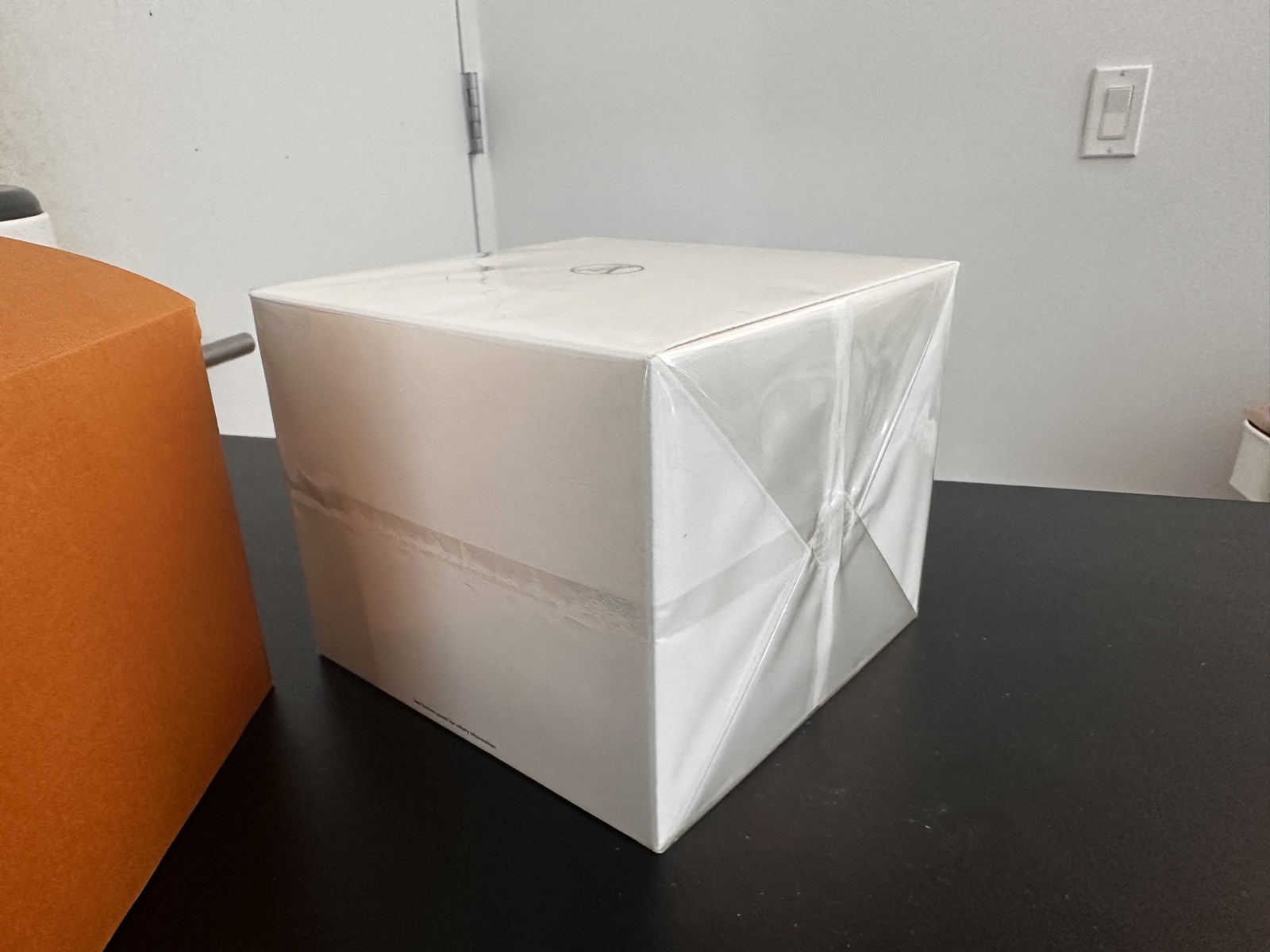 Louis Vuitton L’Air du Jardin Medium Candle 220g New Sealed Unopened