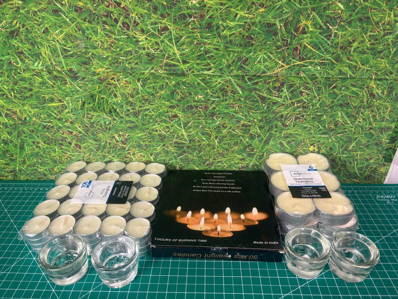 MAINSTAYS WHITE TEALIGHT CANDLES BULK LOT 160+ UNSCENTED + 4 GLASS HOLDERS