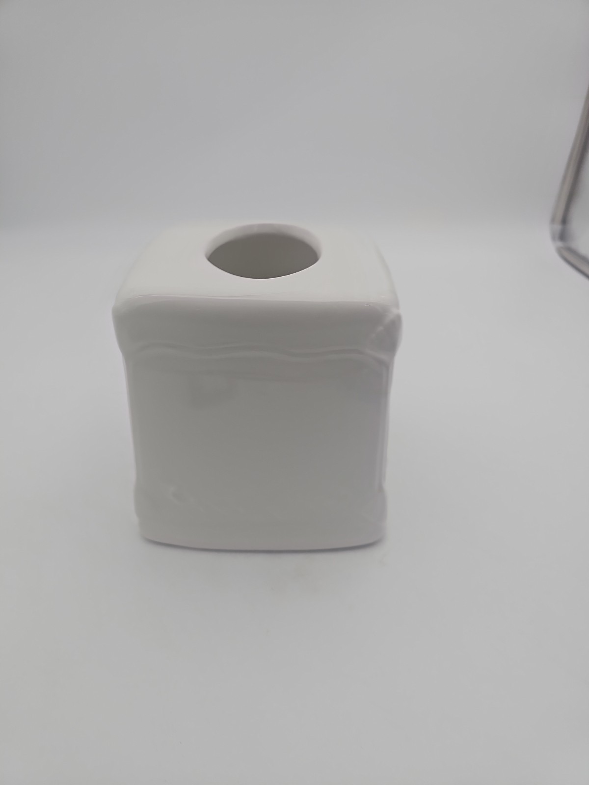 The Rosie Tissue Vessel Ceramic Tissue Holder