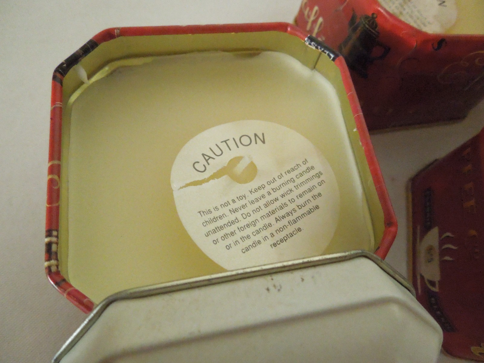 Set of 3 Scented Candles in Tin Boxes 2 1/2″ Square Coffee Design NEW!