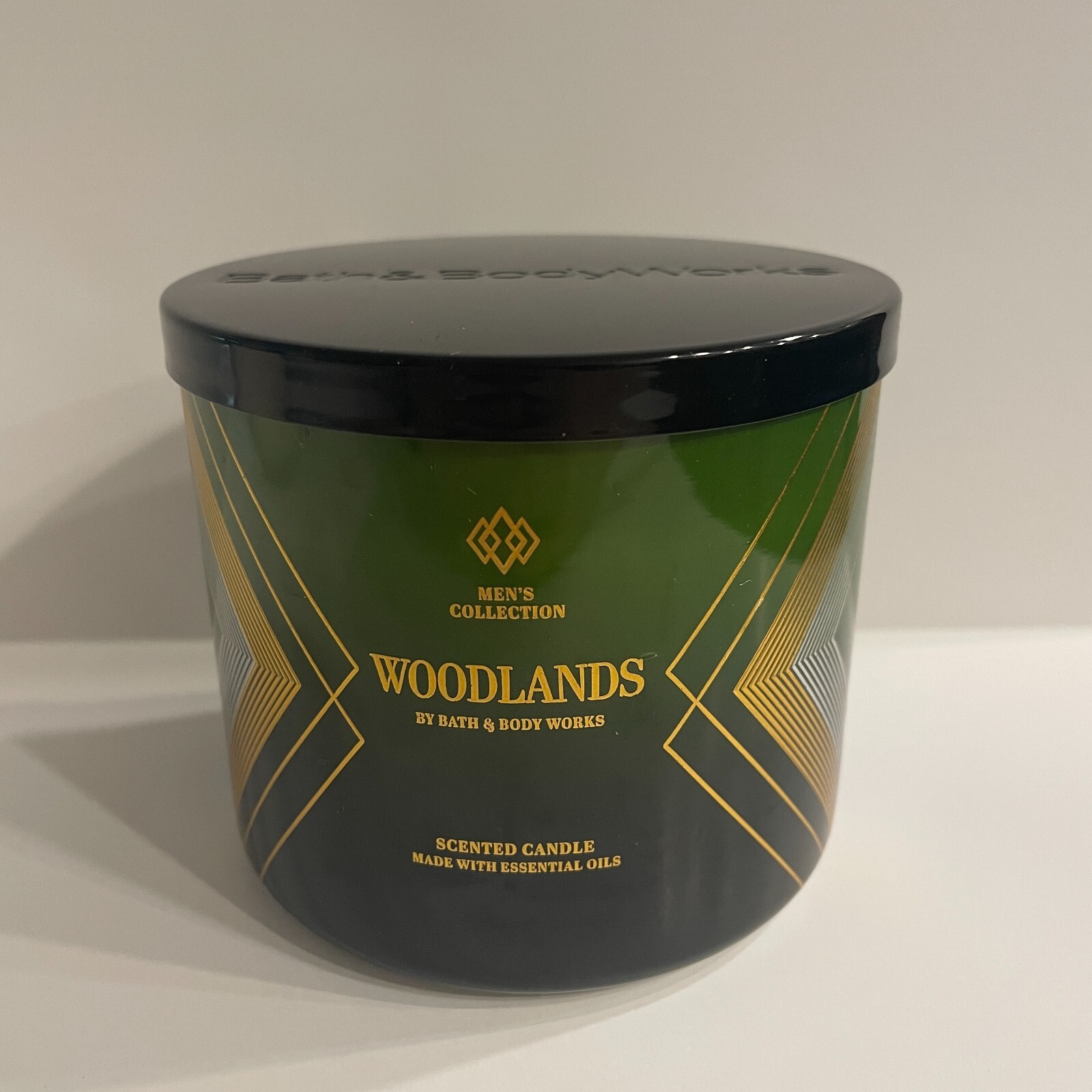 *YOU PICK* – Bath and Body Works NWT 3 Wick Candle – Fall/Autumn/Halloween