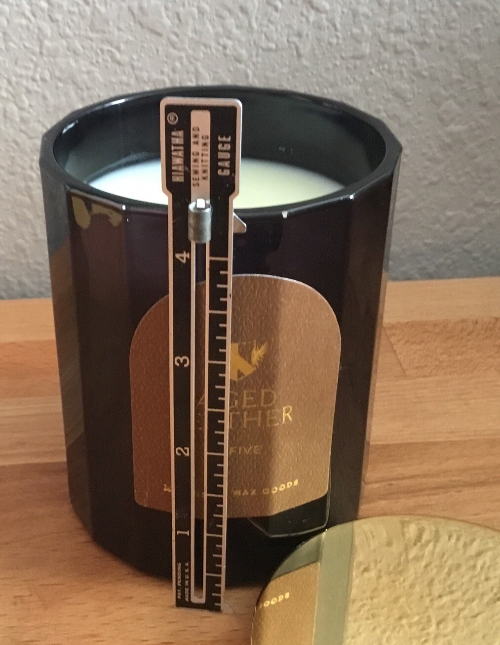 Makers of Wax Goods AGED LEATHER NO 5 Candle -Single Wick-10.9oz New