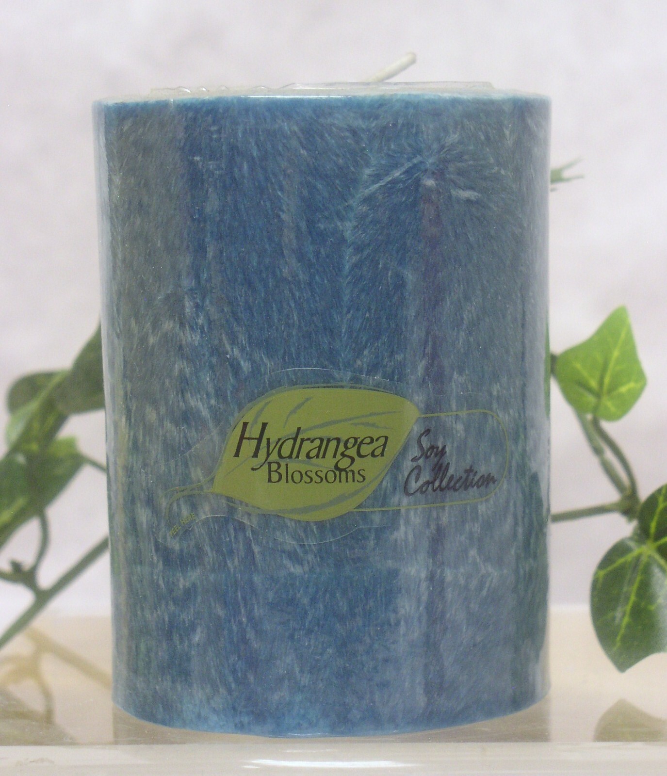 Scented Candles Pillars 4″ Tall 6-Pack Hydrangea Blossoms Blue